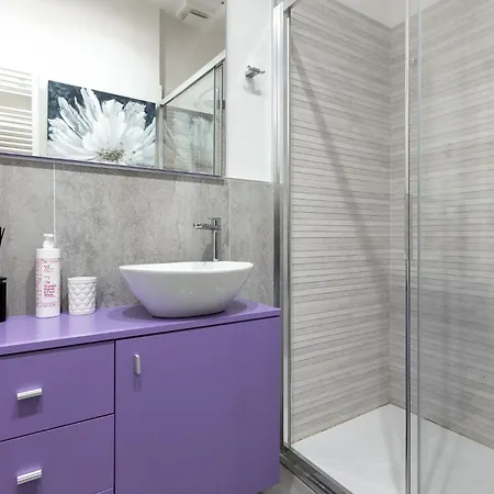 Design In By Wonderful Italy * ボローニャ