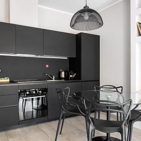 Design In By Wonderful Italy *