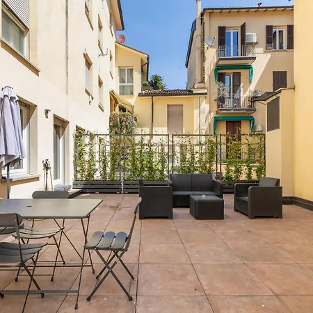 Design In By Wonderful Italy * ボローニャ